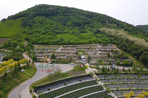 沈阳陵园价格解析，观陵山多种墓型满足不同需求